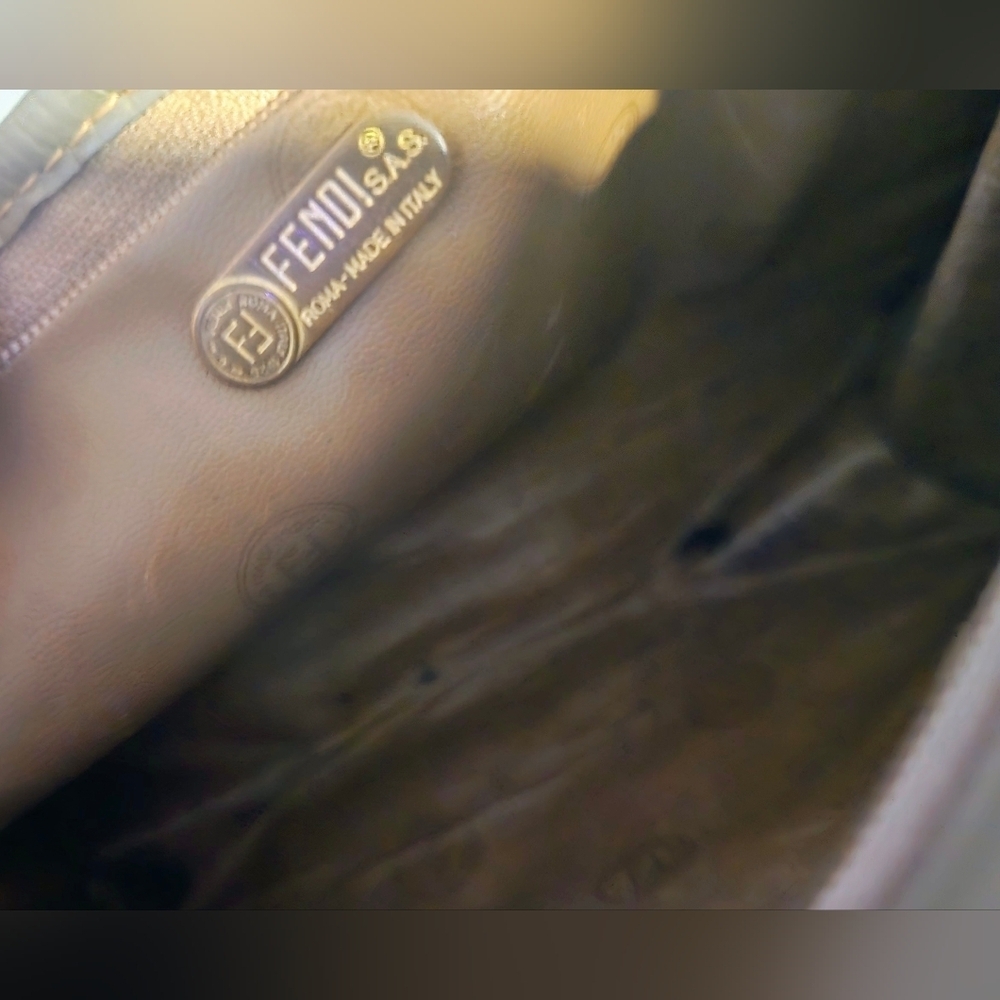 1980s Vintage Fendi Brown and Tan Monogram Clutch In Overall Great Condition - Picture 11 of 11